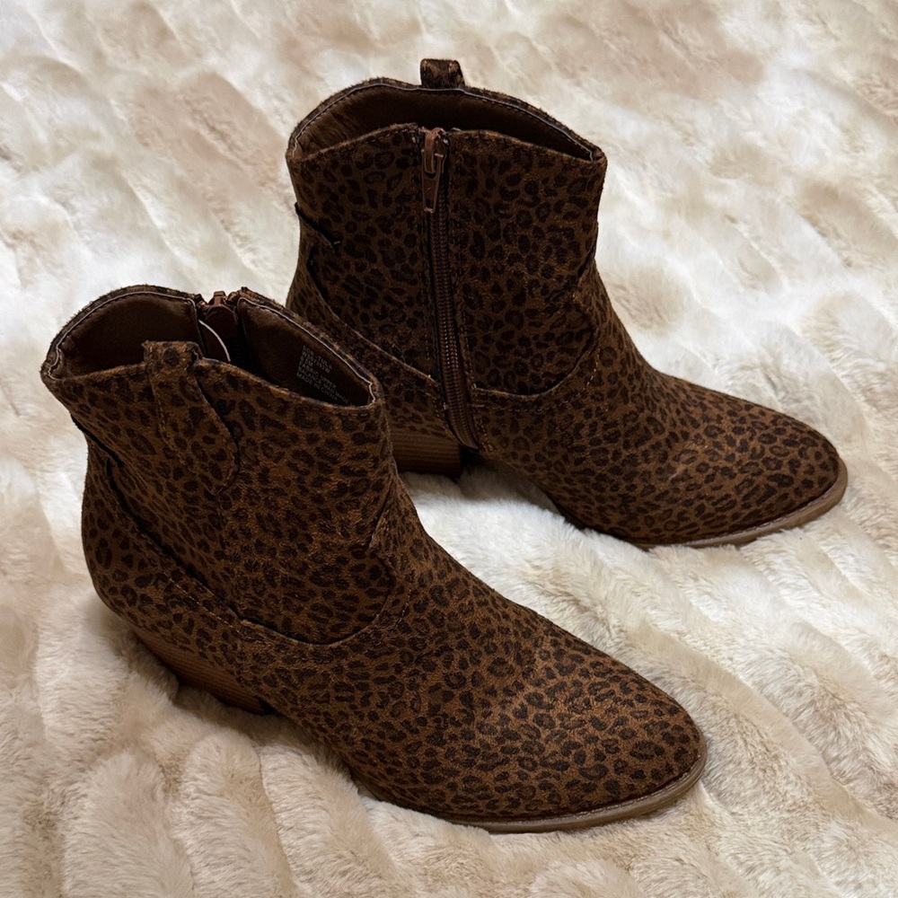 Sugar Leopard-Print Brown Ankle Boots